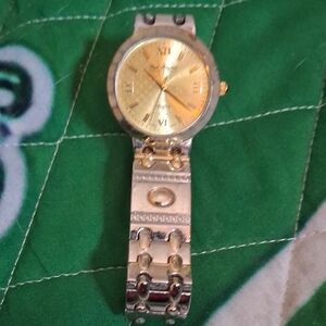 Elegant Gold and Silver Men's Watch